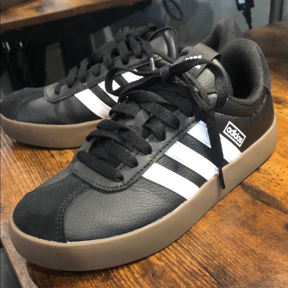 Adidas Women's VL Court 3.0 Sneaker